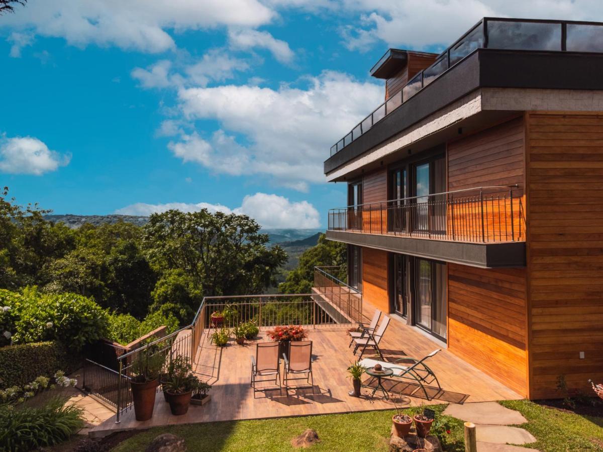 Suites Refugio Do Vale Gramado Exterior photo